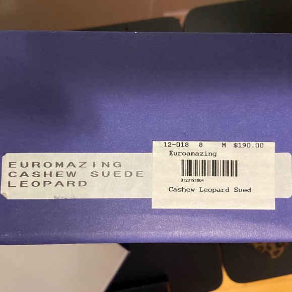 EUC Stuart Weitzman Suede Leopard Print Slides size 8 - Picture 10 of 10